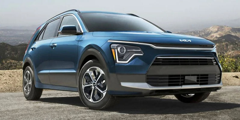 A photo of a 2025 Kia Niro plug-in Hybrid.