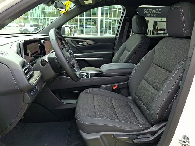 2024 Chevrolet Traverse LS
