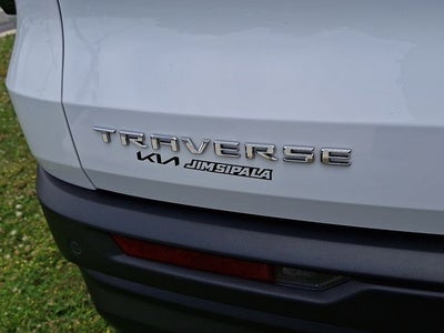2024 Chevrolet Traverse LS