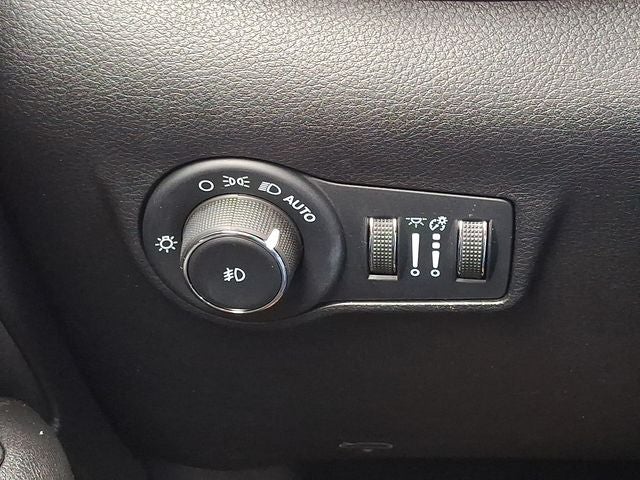 2022 Jeep Compass Limited RED