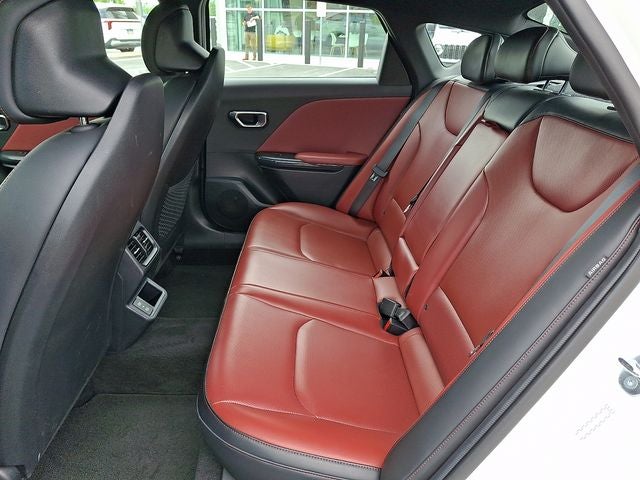 2025 Kia K4 GT-Line Turbo
