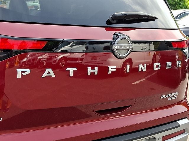 2022 Nissan Pathfinder Platinum