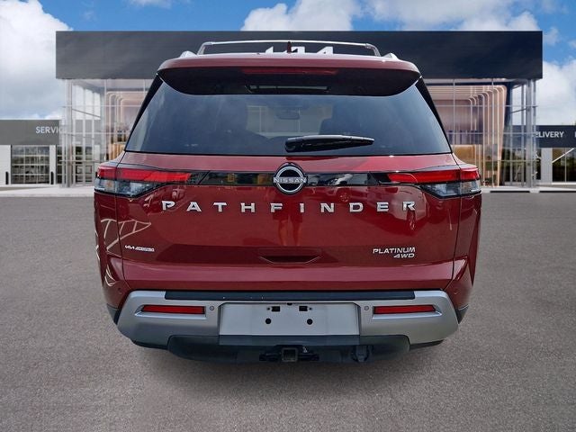 2022 Nissan Pathfinder Platinum