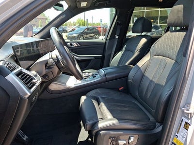 2023 BMW X7 xDrive40i