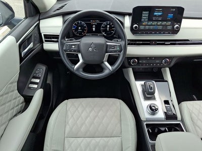 2024 Mitsubishi Outlander SEL