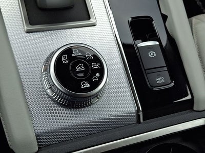 2024 Mitsubishi Outlander SEL