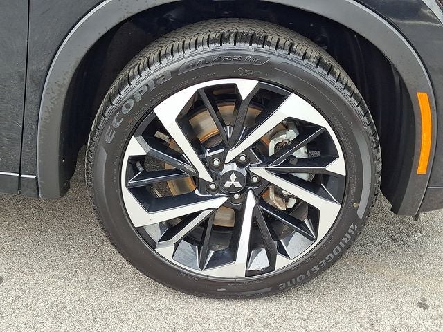 2024 Mitsubishi Outlander SEL