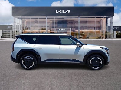 2024 Kia EV9 Land
