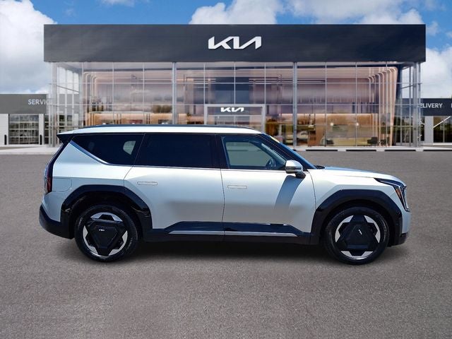 2024 Kia EV9 Land