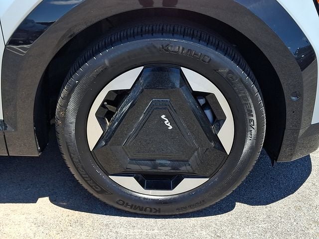 2024 Kia EV9 Land