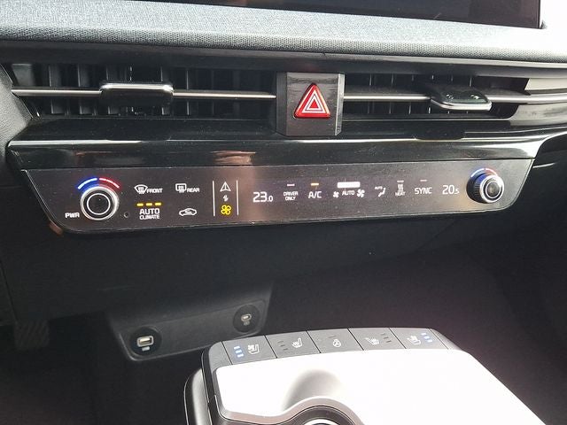 2023 Kia EV6 Wind