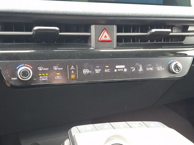 2023 Kia EV6 Wind