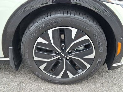 2023 Kia EV6 Wind