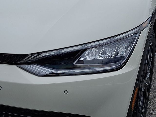 2023 Kia EV6 Wind