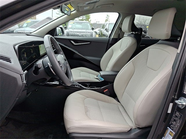 2023 Kia Niro EX