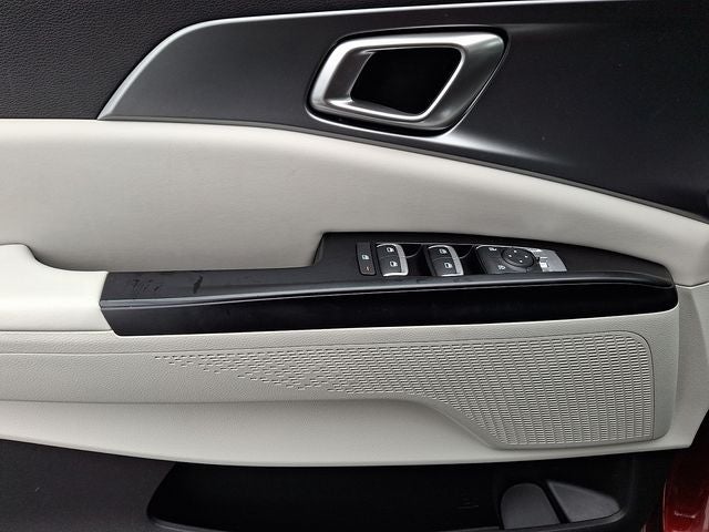 2023 Kia Carnival LX Seat Package