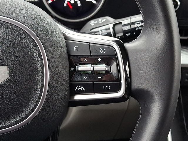 2023 Kia Carnival LX Seat Package