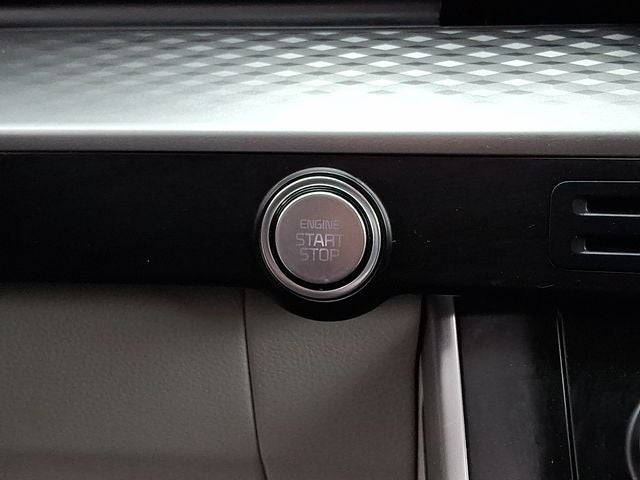 2023 Kia Carnival LX Seat Package