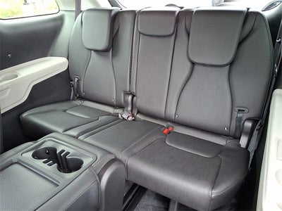 2024 Kia Carnival LX Seat Package
