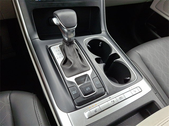 2024 Kia Carnival LX Seat Package