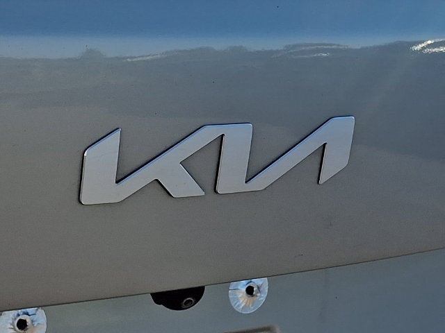 2025 Kia Carnival SX