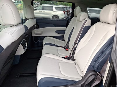 2026 Kia Carnival SX