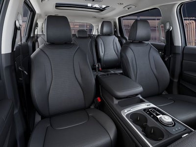 2026 Kia Carnival Hybrid Base