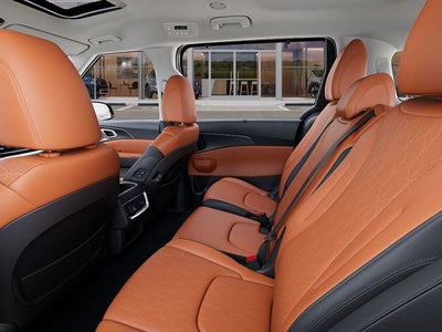 2027 Kia Carnival Hybrid Base