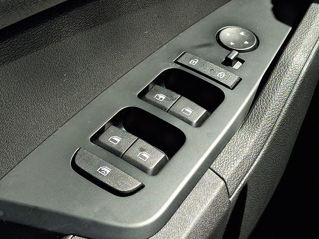 2025 Kia Sportage Hybrid LX