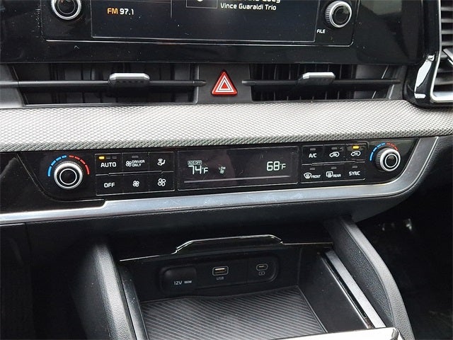 2023 Kia Sportage Hybrid LX