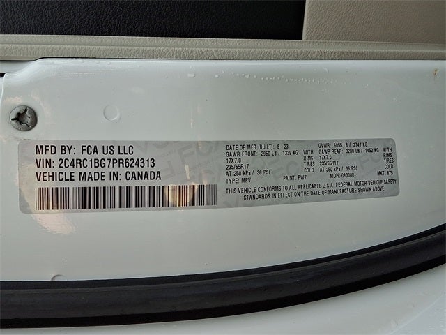 2023 Chrysler Pacifica Touring L