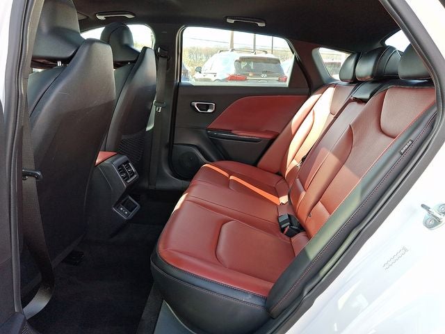 2025 Kia K4 GT-Line Turbo