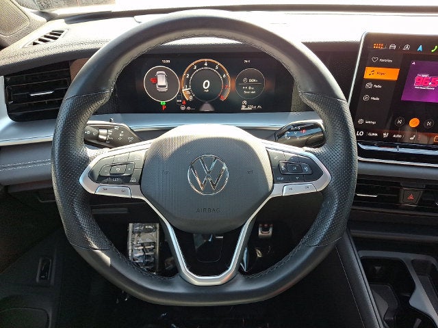 2025 Volkswagen Tiguan 2.0T SE R-Line Black