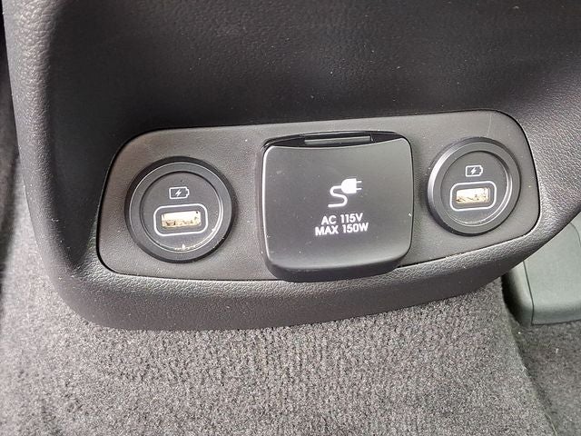 2023 Hyundai Santa Fe Base