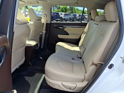 2022 Toyota Highlander Limited