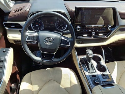 2022 Toyota Highlander Limited