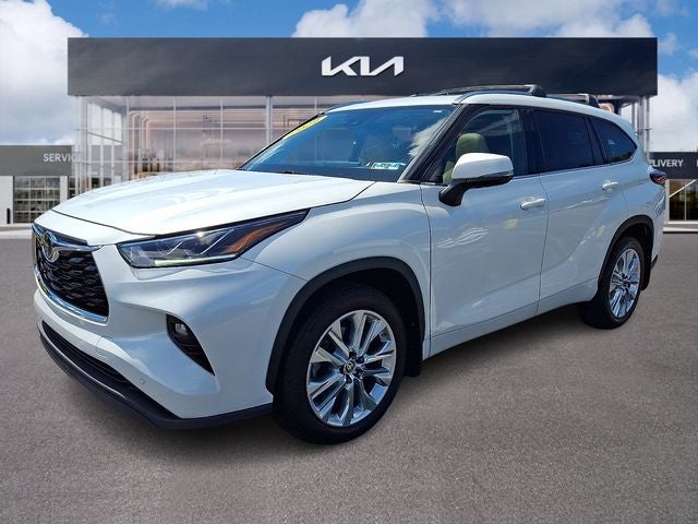 2022 Toyota Highlander Limited