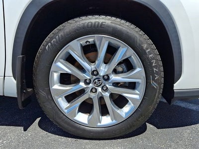 2022 Toyota Highlander Limited