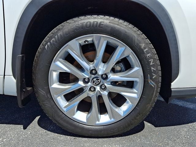 2022 Toyota Highlander Limited