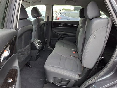 2020 Kia Sorento S