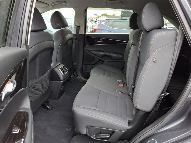 2020 Kia Sorento S