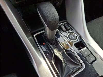 2022 Mitsubishi Eclipse Cross Base