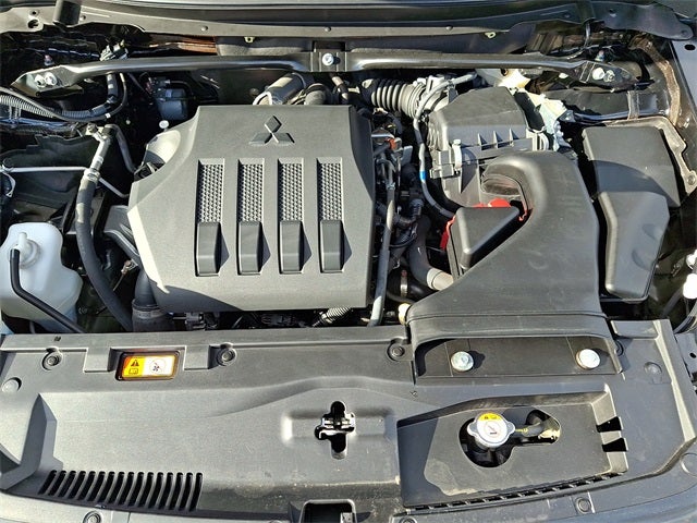 2022 Mitsubishi Eclipse Cross Base