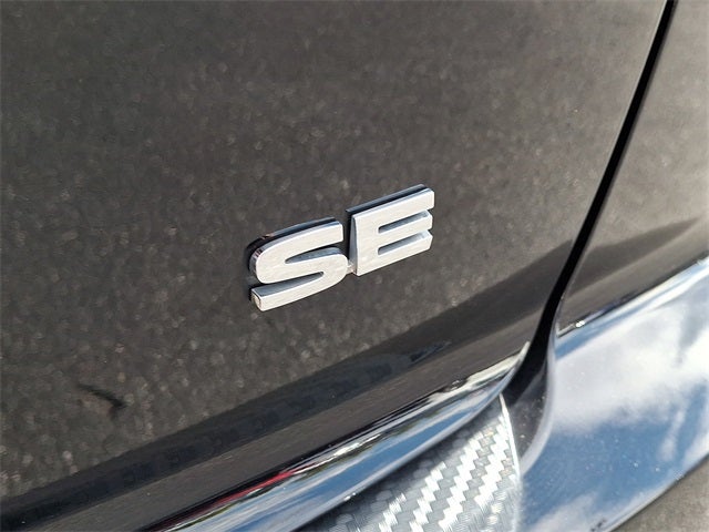 2022 Mitsubishi Eclipse Cross Base