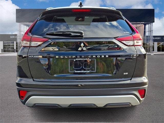 2022 Mitsubishi Eclipse Cross Base