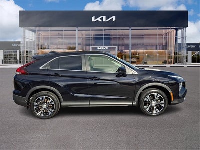 2022 Mitsubishi Eclipse Cross Base