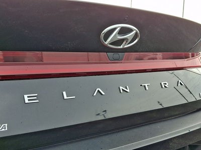 2022 Hyundai Elantra Limited