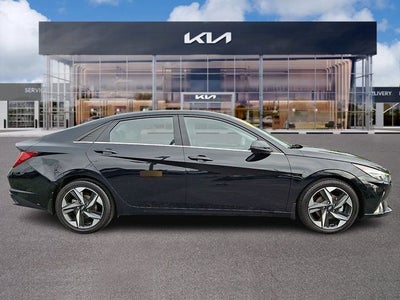 2022 Hyundai Elantra Limited