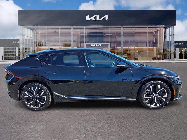 2024 Kia EV6 Wind