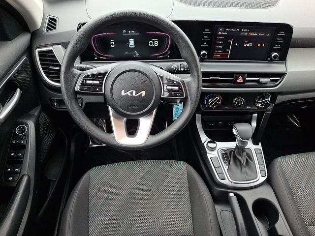 2024 Kia Seltos LX